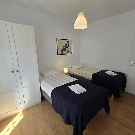 Appartamento Belem! Charming 2 Bedroom W Terrace, Wifi & Free Street Parking Lisbona