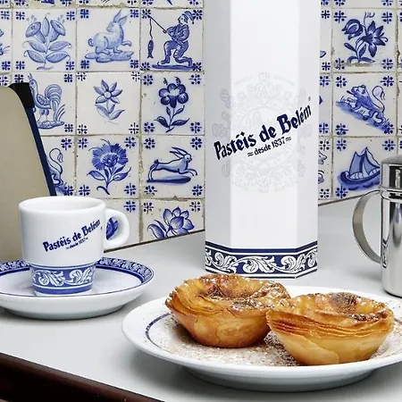 Appartamento Belem! Charming 2 Bedroom W Terrace, Wifi & Free Street Parking *