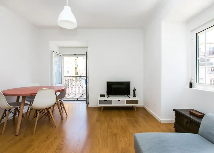 Appartement Belem! Charming 2 Bedroom W Terrace, Wifi & Free Street Parking Lissabon