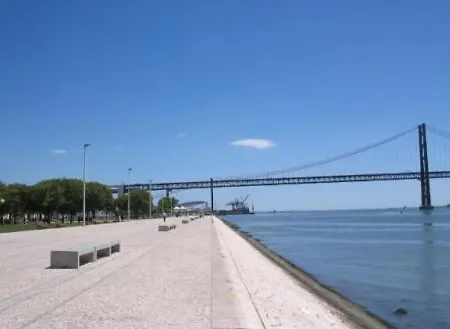 Apartment Belem! Charming 2 Bedroom W Terrace, Wifi & Free Street Parking Lisbon