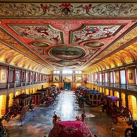 Belem! Charming 2 Bedroom W Terrace, Wifi & Free Street Parking Лісабон