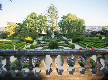 Belem! Charming 2 Bedroom W Terrace, Wifi & Free Street Parking